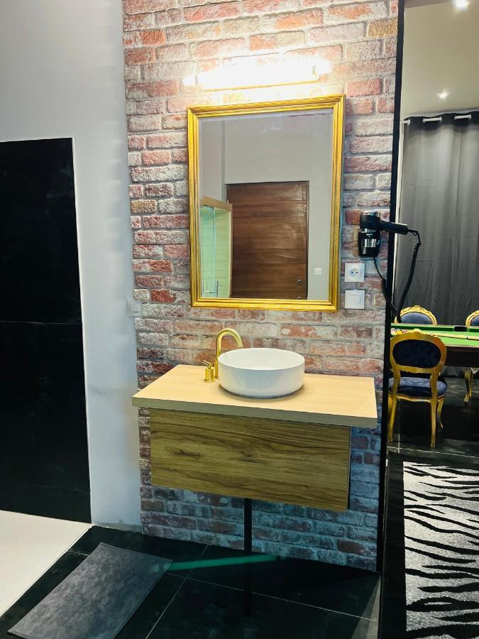 דואי Capsule Street Art - Sauna- Jacuzzi - Playstation 5 - Billard - Netflix - Home Cinema - Terrasse מראה חיצוני תמונה