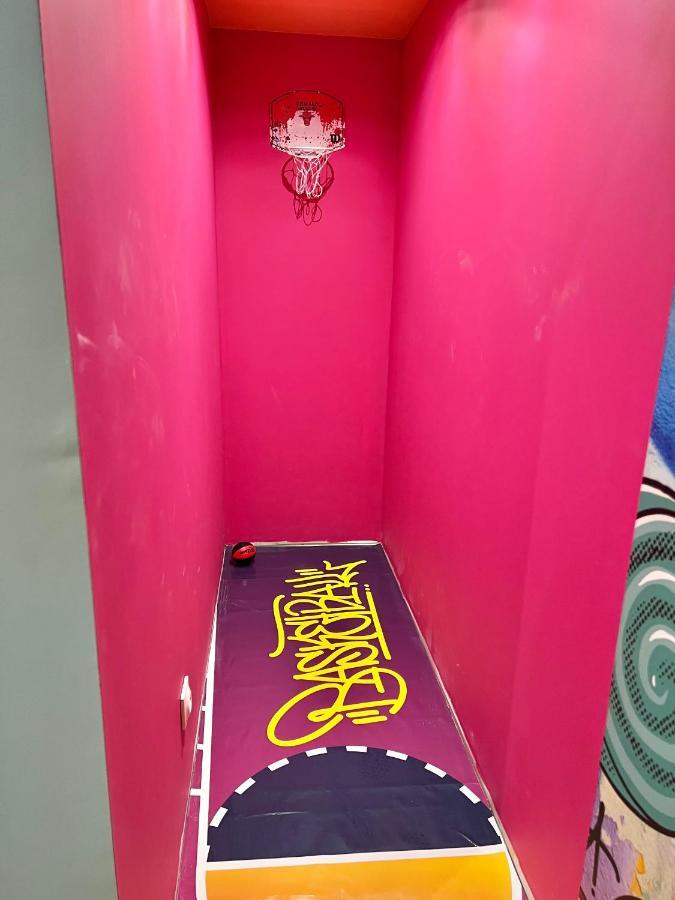 דואי Capsule Street Art - Sauna- Jacuzzi - Playstation 5 - Billard - Netflix - Home Cinema - Terrasse מראה חיצוני תמונה